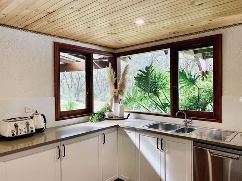 William Bay Cottages - Accommodation in Bendigo 0
