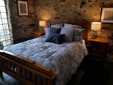 William Hunt's Retreat - Redwood Studio - Accommodation in Bendigo 2