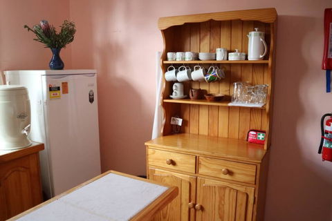 Wind Song Mountain Retreat - Accommodation in Bendigo 2