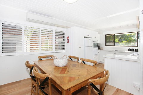 Windmill 3 - 3 BDRM Apt On Mooloolaba Spit - Accommodation in Bendigo 1