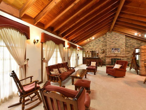 Wine Country Homestead 4-6br House - Accommodation in Bendigo 1
