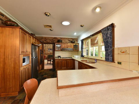 Wine Country Homestead 4-6br House - Accommodation in Bendigo 3