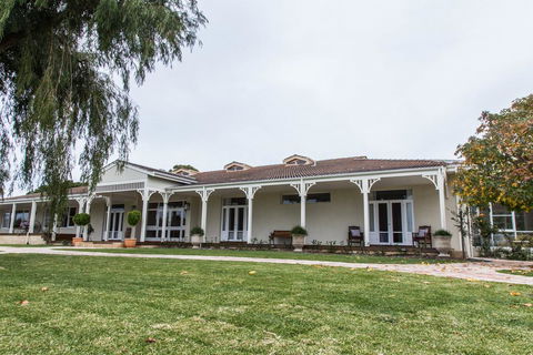 Winniston Lodge Luxury Accommodation - Accommodation in Bendigo 0