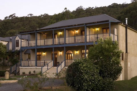 Wombatalla - Accommodation in Bendigo 1