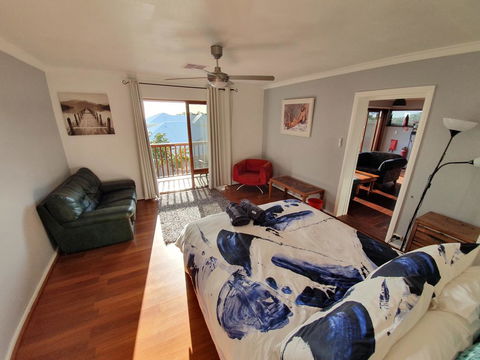 Wonderland Retreat - Accommodation in Bendigo 1