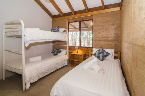 Woodstone Grass Tree Cottage - Accommodation in Bendigo 3
