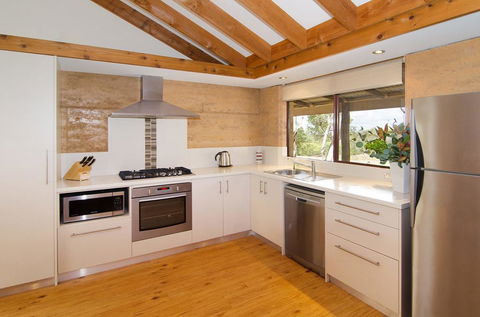 Woodstone Possum Cottage - Accommodation in Bendigo 1