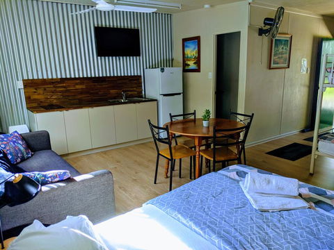 Woolshed Eco Lodge - Accommodation in Bendigo 2