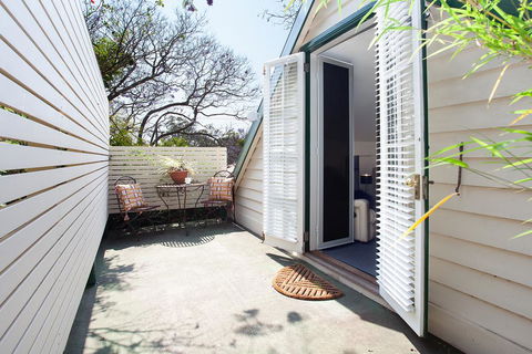 Woolwich Studio Bliss, Your Private Oasis By The Water - Accommodation in Bendigo 3