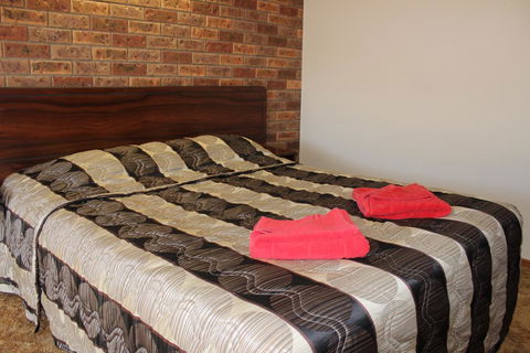 Woomargama Motel - Accommodation in Bendigo 2