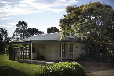 Woongara Cottage - Pet Friendly Country Retreat - Accommodation in Bendigo 1
