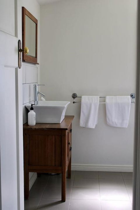Wormwood Studio - Accommodation in Bendigo 3