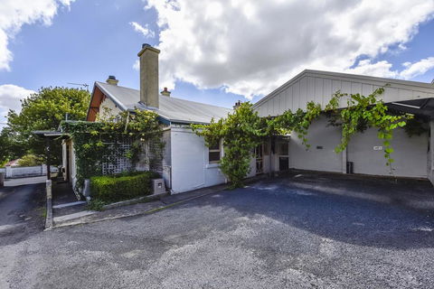 Wyatt Guest House - Accommodation in Bendigo 1