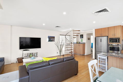 Yacaaba Terrace, Unit 9, 3 Yacaaba Street - Accommodation in Bendigo 3