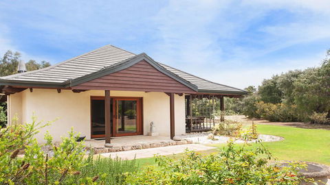 Yallingup Retreat - Accommodation in Bendigo 2