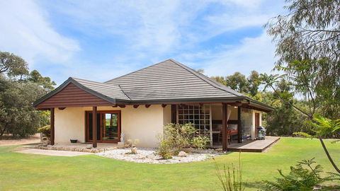 Yallingup Retreat - Accommodation in Bendigo 0