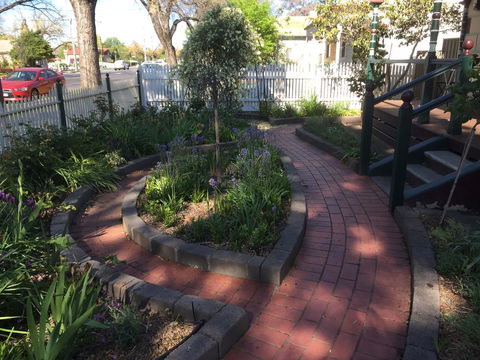 Yapera On Lucan - Accommodation in Bendigo 3