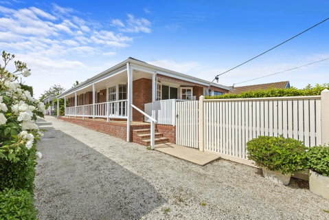 YIN-YANG - MOUNT ELIZA - Accommodation in Bendigo 3