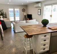YSG The Edward Townhouse 153 - Walk To Town - Accommodation in Bendigo