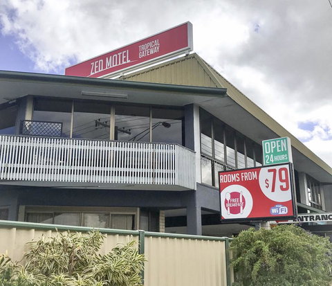 ZED MOTELS Tropical Gateway - Accommodation in Bendigo 0
