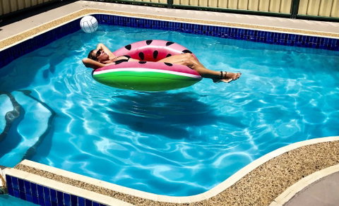 ZED MOTELS Tropical Gateway - Accommodation in Bendigo 1