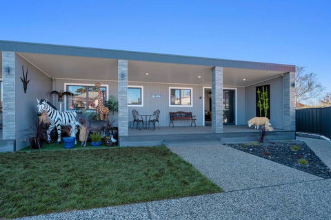 Zoo Villas: Villa Giraffe - Central Wynyard - Accommodation in Bendigo 2