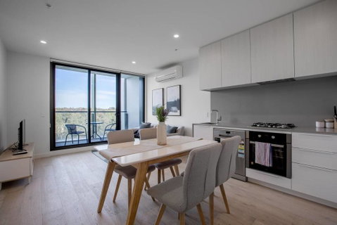 Grey Style, Simple And Cozy Apt@Parkville+Carpark - Accommodation in Bendigo 0