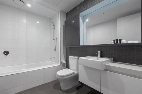 A 3BR Apt Next To Melbourne Zoo FREE Parking - Accommodation in Bendigo 3