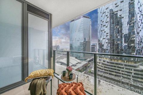 A Comfy & Stylish 2BR Apt Near Southern Cross - Accommodation in Bendigo 1