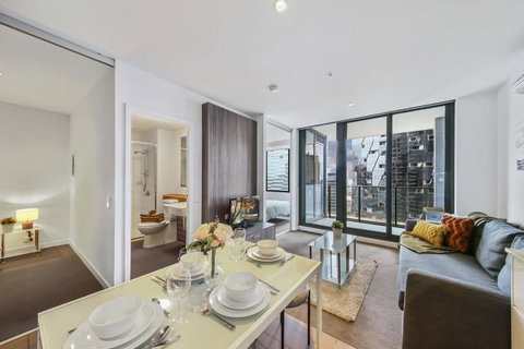 A Comfy & Stylish 2BR Apt Near Southern Cross - Accommodation in Bendigo 2