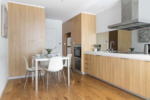 A Cozy 2BR Apt Near Southern Cross FREE Parking - Accommodation in Bendigo 0