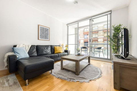A Modern & Stylish Studio Next To Darling Harbour - Accommodation in Bendigo 0