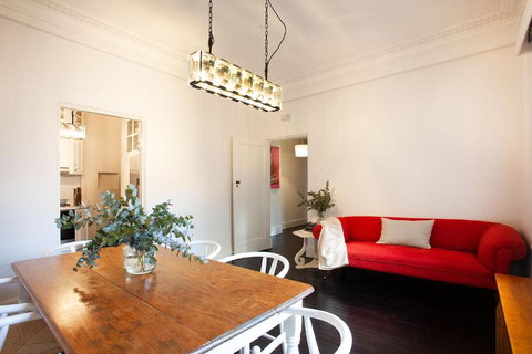 A Touch Of Pink, Bellevue Hill IH - Accommodation in Bendigo 4