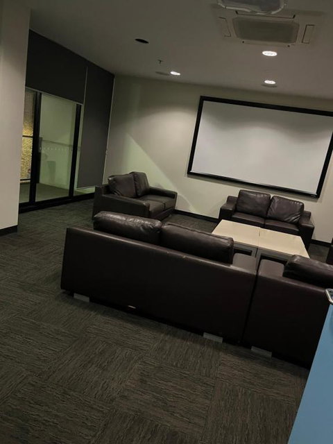 Adelaide City Vibe - Accommodation in Bendigo 3