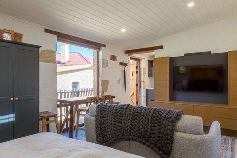 A Romantic Uraidla Studio - Accommodation in Bendigo 1