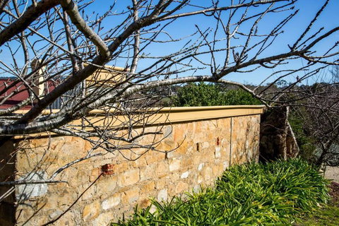 A Romantic Uraidla Studio - Accommodation in Bendigo 2