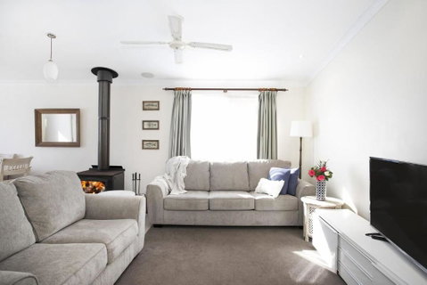 All Seasons - Accommodation in Bendigo 4