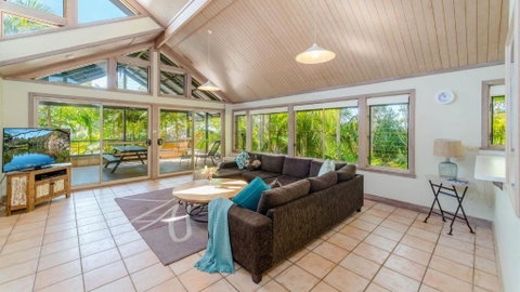 Angourie Palms - Accommodation in Bendigo 0