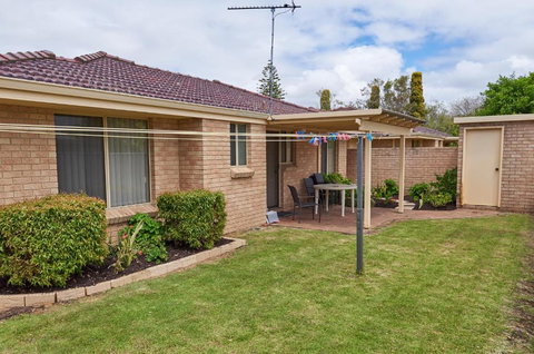 API Busselton Seaside Escape Apartments - Accommodation in Bendigo 2