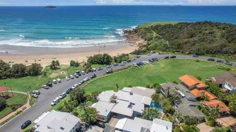 ArtHOUSE Beachfront Accommodation - Accommodation in Bendigo 0