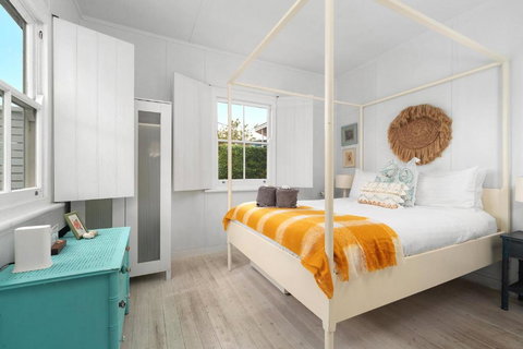 Aurora Quintessential Beachfront Couples Getaway - Accommodation in Bendigo 2