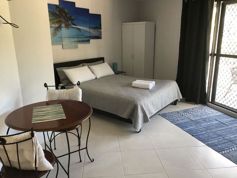 Whitsunday Waterfront Apartments - Accommodation in Bendigo 7