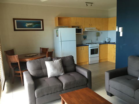 Whitsunday Waterfront Apartments - Accommodation in Bendigo 18