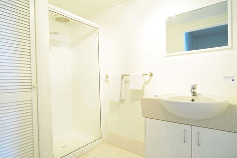 Whitsunday Waterfront Apartments - Accommodation in Bendigo 25