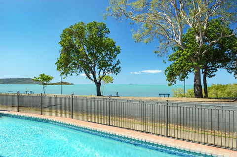 Whitsunday Waterfront Apartments - Accommodation in Bendigo 11
