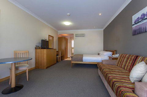 Eastgate On The Range Motel - Accommodation in Bendigo 4
