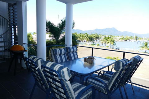 Hinchinbrook Holiday Apartments - Accommodation in Bendigo 8