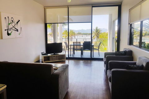 Hinchinbrook Holiday Apartments - Accommodation in Bendigo 4
