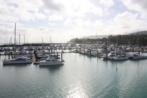 Private Seaview Apartment At Peninsula - Airlie Beach - Accommodation in Bendigo 10