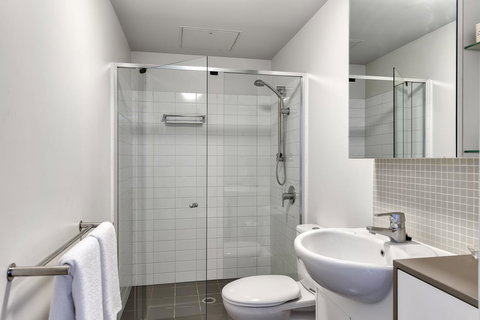 Flynn Brisbane - Accommodation in Bendigo 26